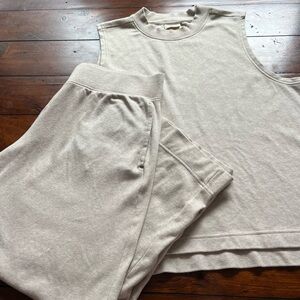 Pact Airplane Set